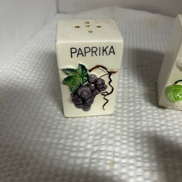 Vintage Japan Spice Shakers Set | Paprika Salt Pepper Cinnamon + Sugar Holders - Picture 8 of 10